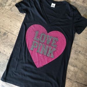 Victoria’s Secret PINK graphic v neck t shirt